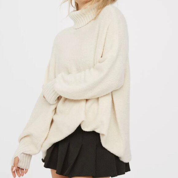 OFFLINE By Aerie Chillside Turtleneck Sweater Cream Fuzzy Chunky Cozycore Cabin - Picture 1 of 6